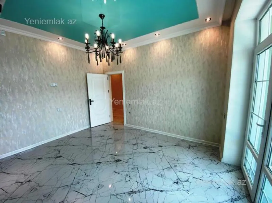 Satılır 4 otaqlı həyət evi 145 m²