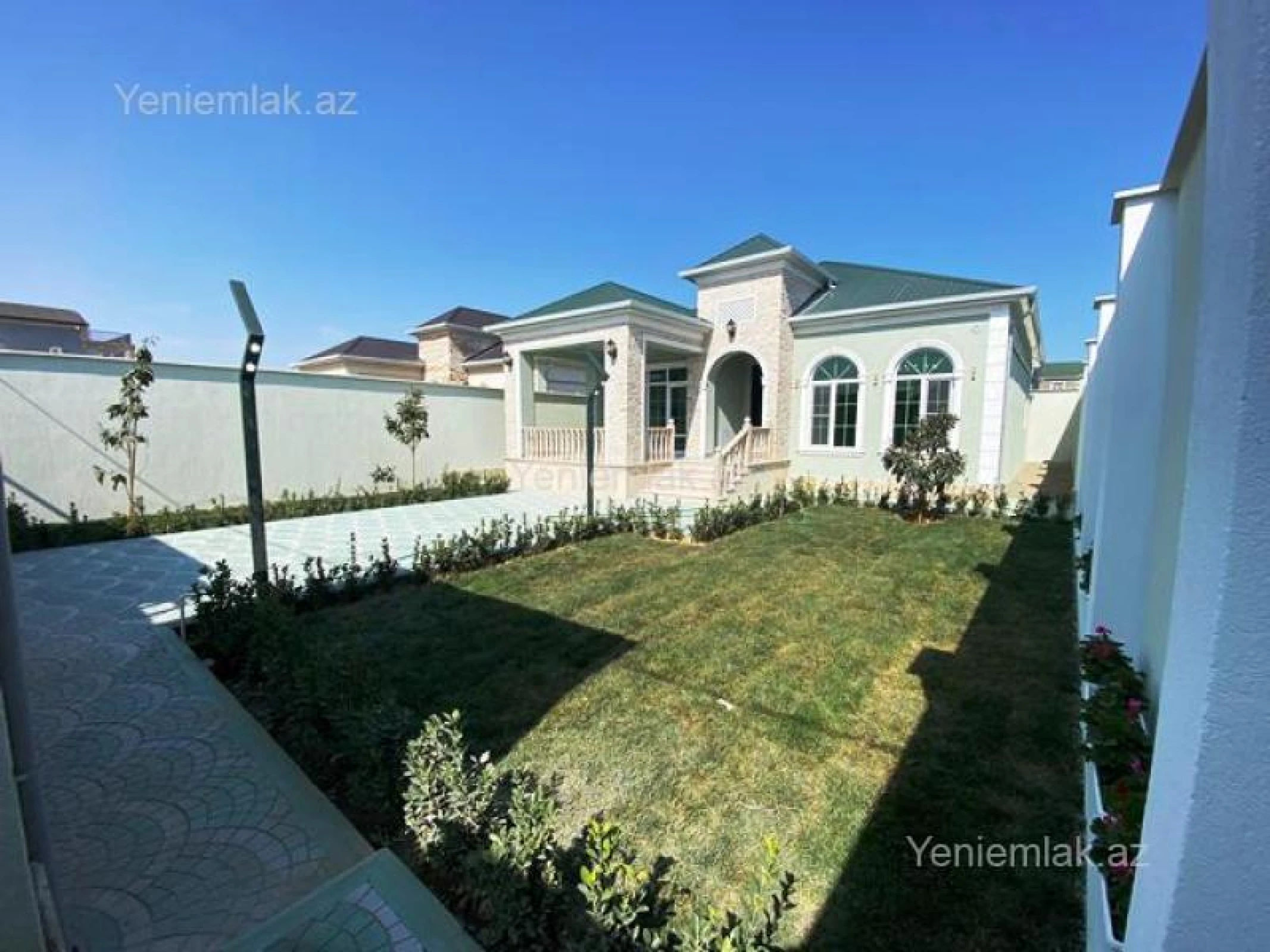 Satılır 4 otaqlı həyət evi 145 m²