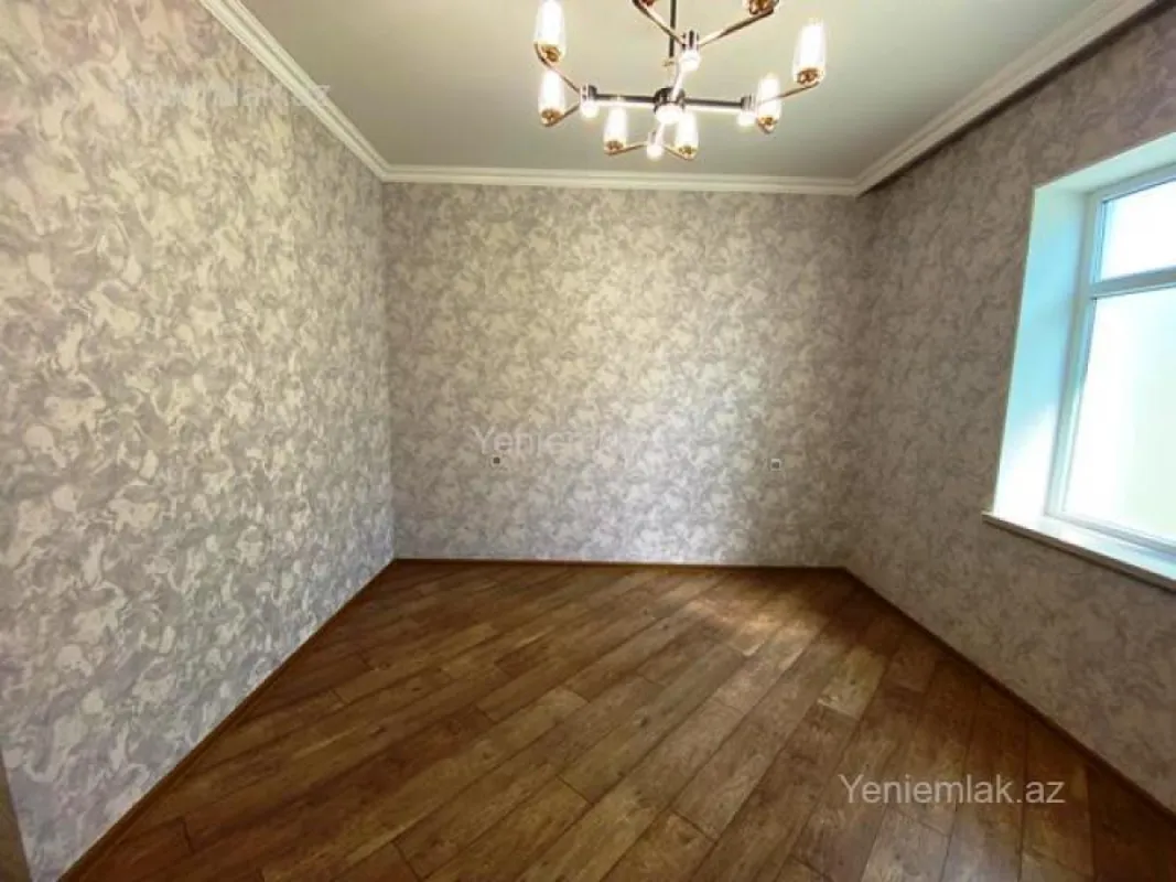 Satılır 4 otaqlı həyət evi 145 m²