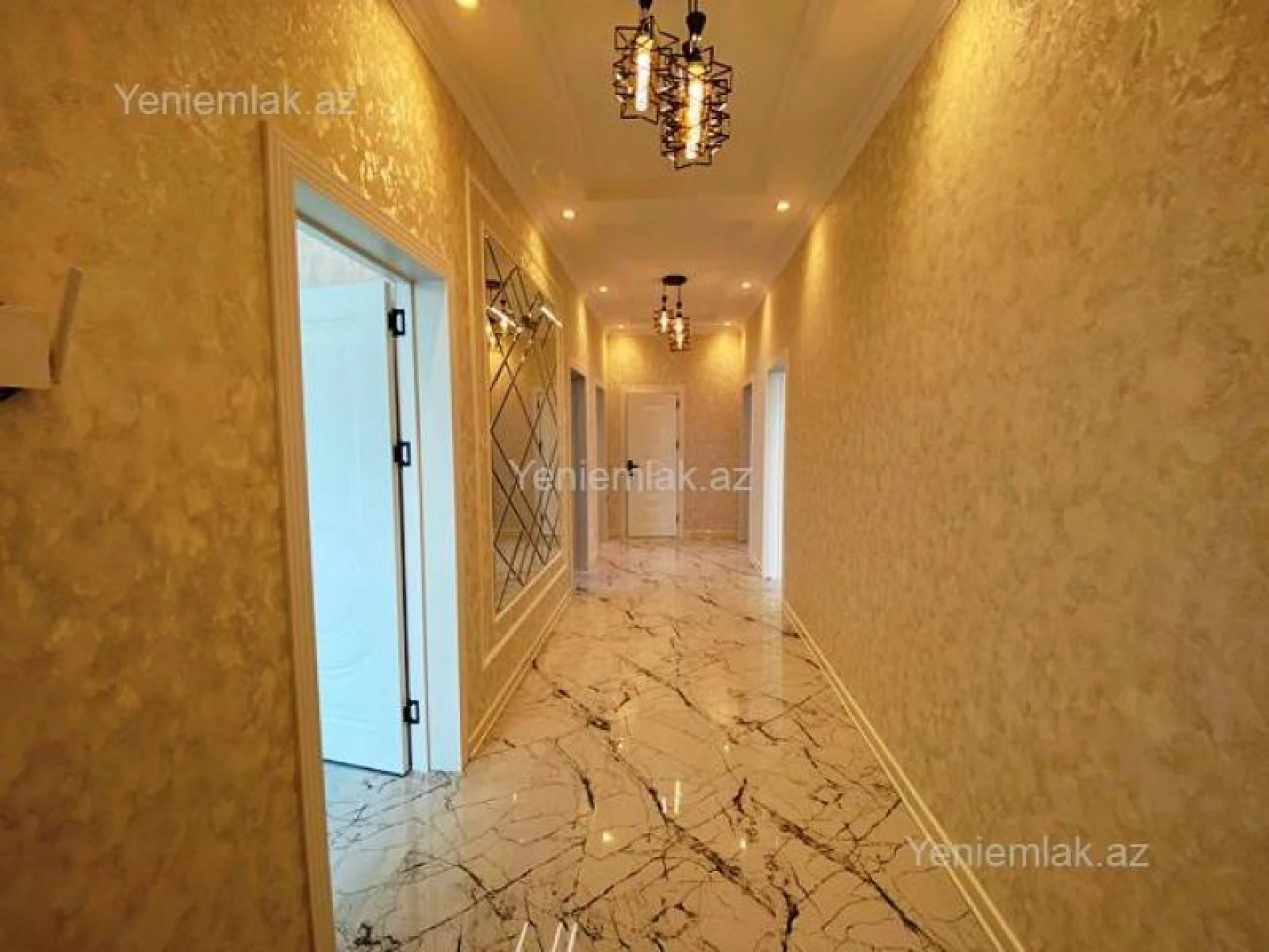 Satılır 4 otaqlı həyət evi 145 m²