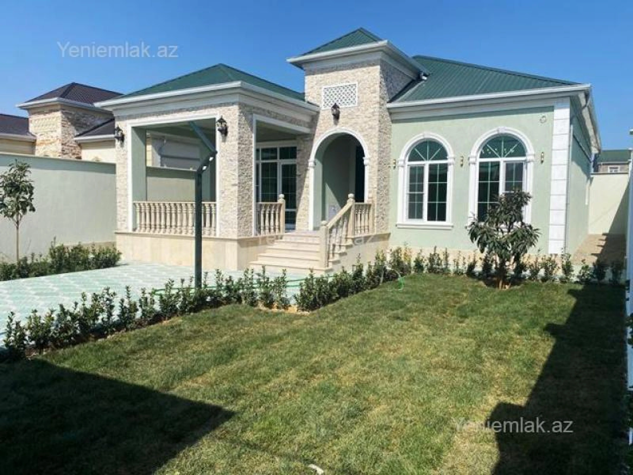 Satılır 4 otaqlı həyət evi 145 m²