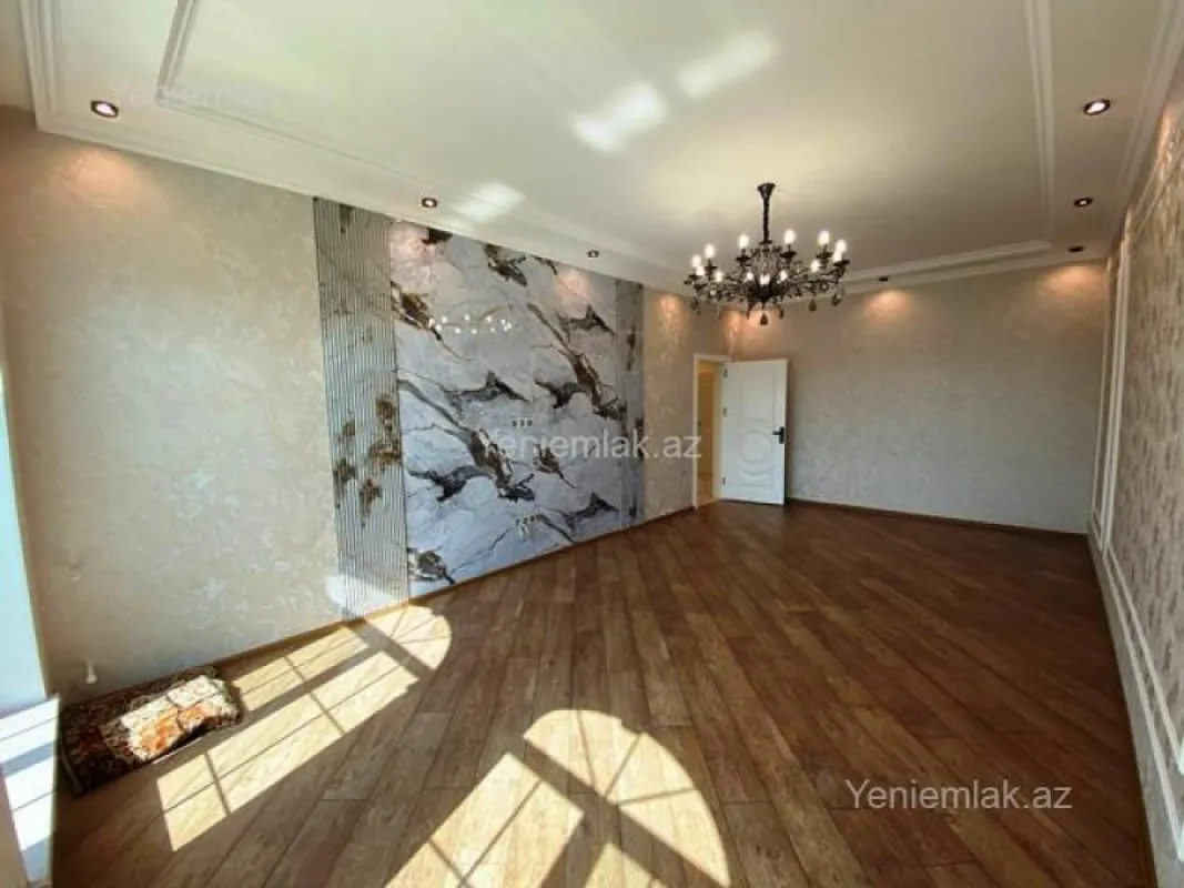 Satılır 4 otaqlı həyət evi 145 m²