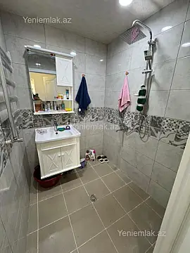 Satılır 3 otaqlı köhnə tikili 68 m²