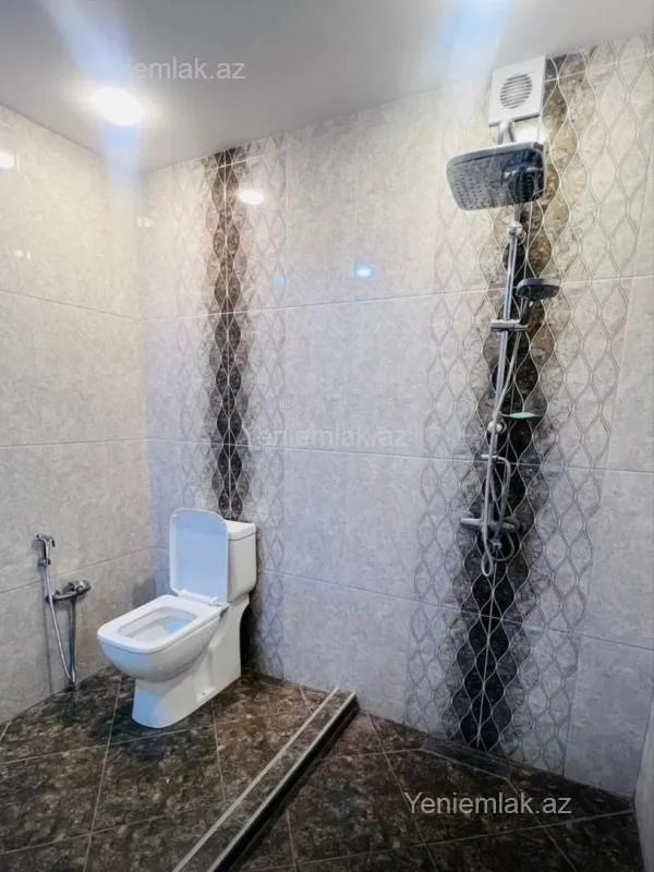 Satılır 3 otaqlı yeni tikili 121 m²