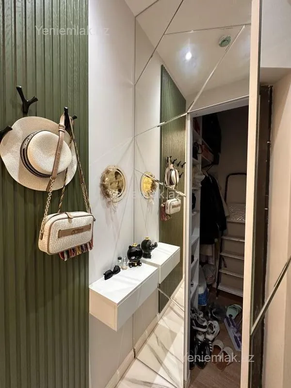 Satılır 3 otaqlı yeni tikili 84 m²