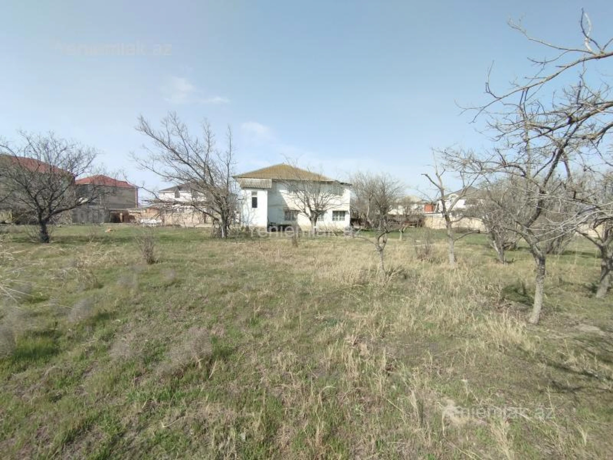 Satılır 6 otaqlı həyət evi 160 m²