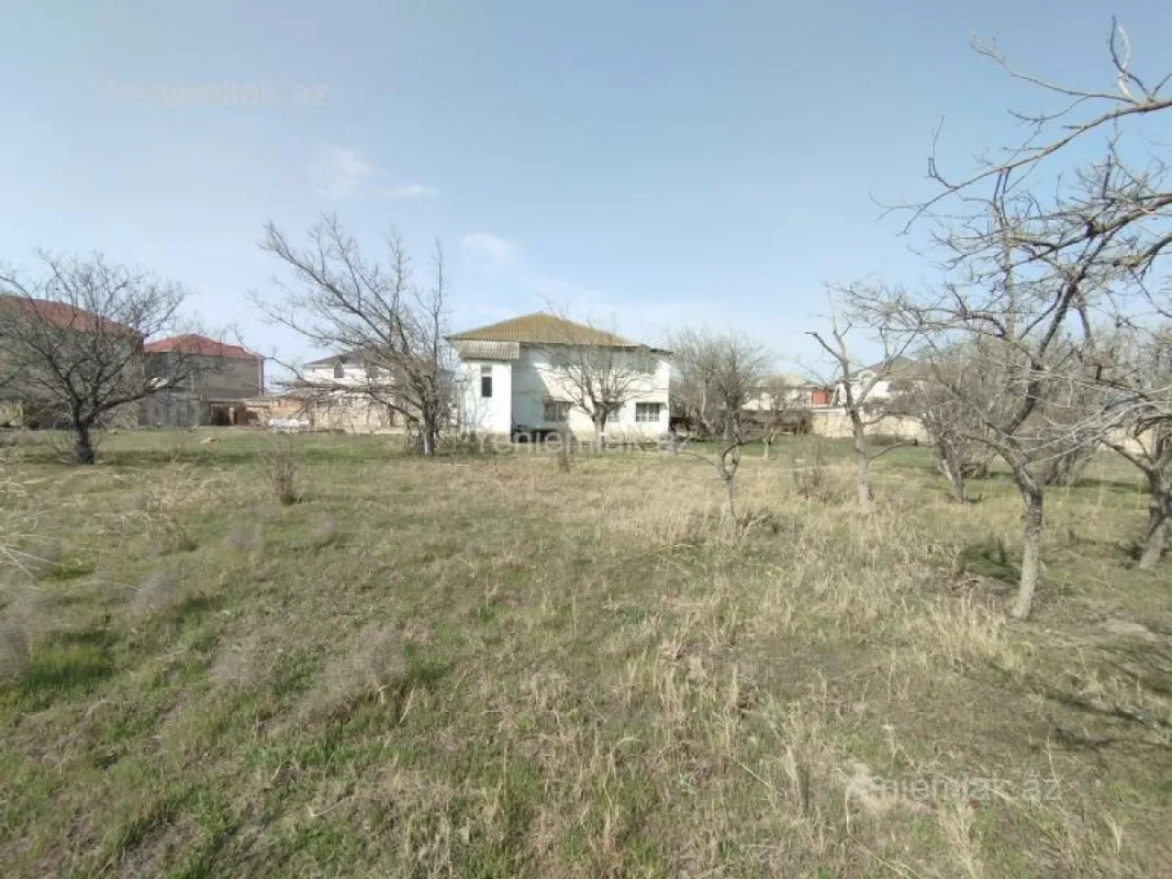 Satılır 6 otaqlı həyət evi 160 m²