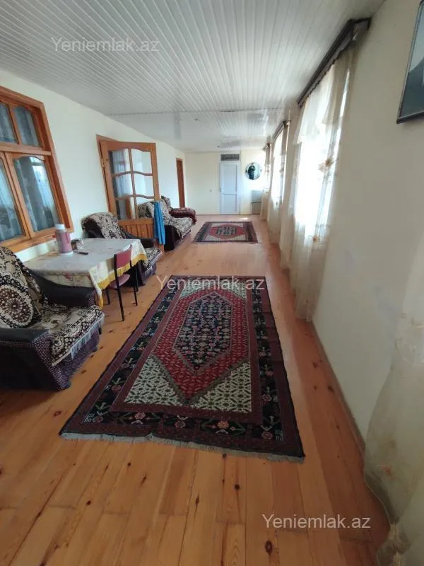 Satılır 6 otaqlı həyət evi 160 m²