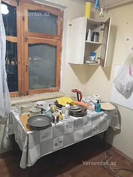 Satılır 1 otaqlı köhnə tikili 30 m²
