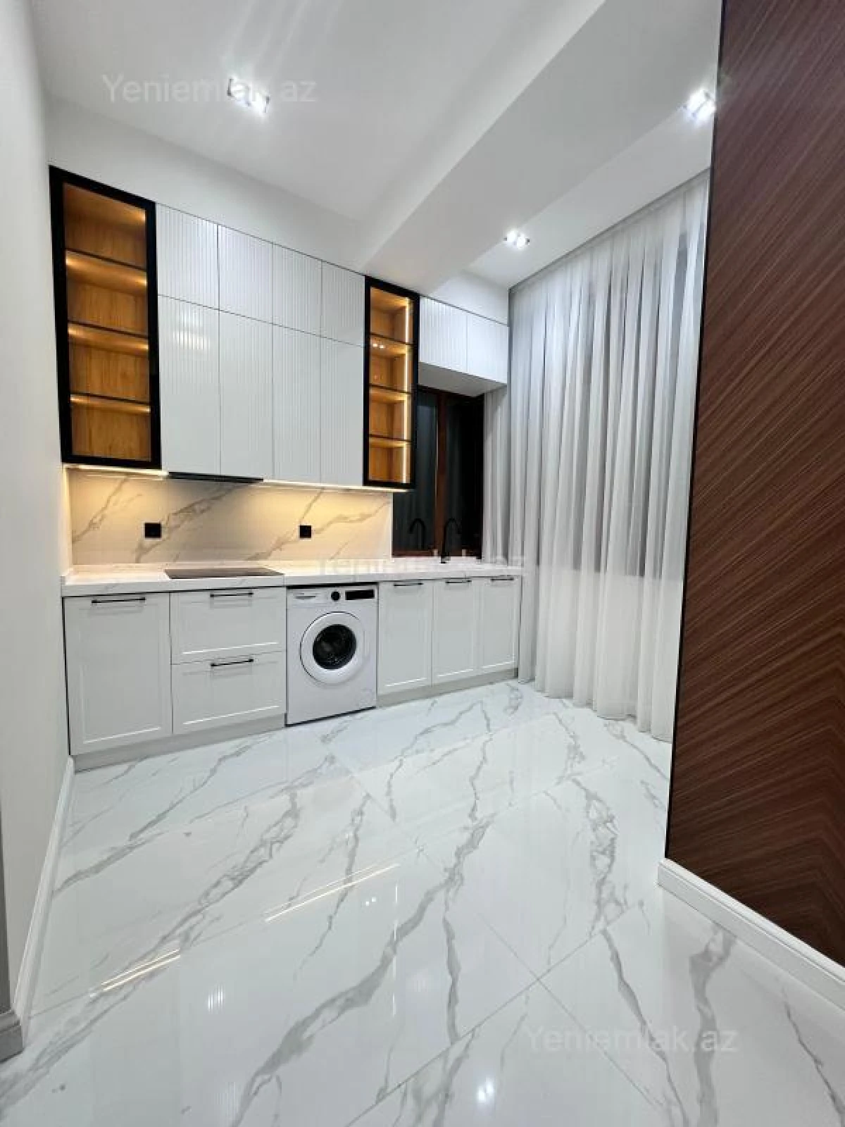 Satılır 3 otaqlı yeni tikili 82 m²