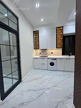 Satılır 3 otaqlı yeni tikili 82 m²