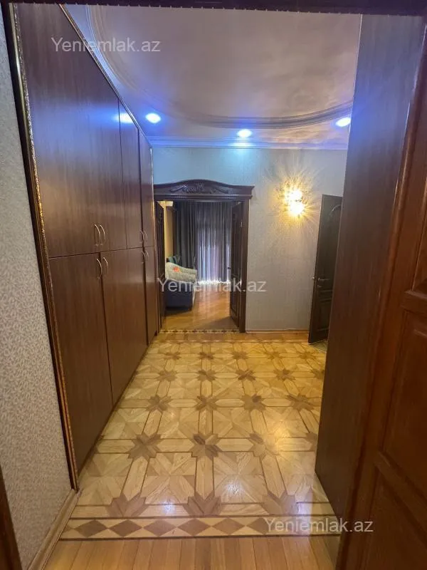 Satılır 3 otaqlı yeni tikili 171 m²