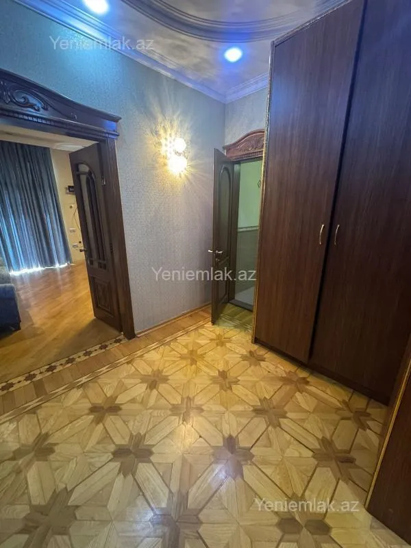 Satılır 3 otaqlı yeni tikili 171 m²