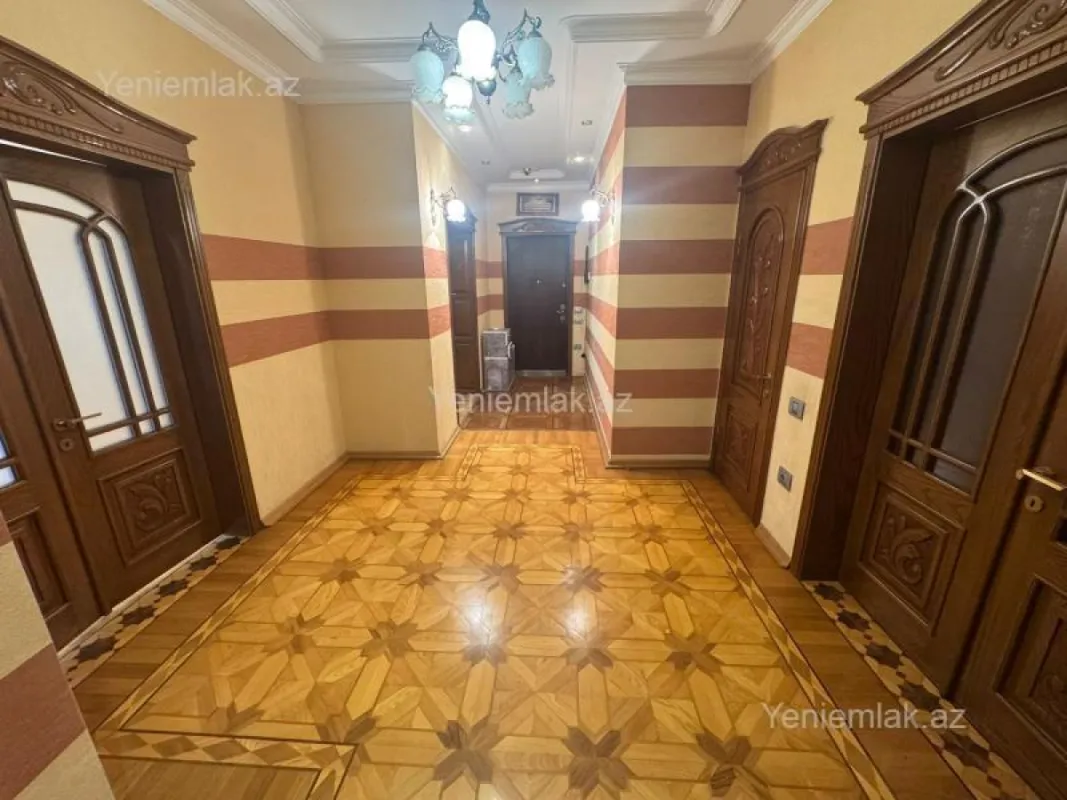 Satılır 3 otaqlı yeni tikili 171 m²