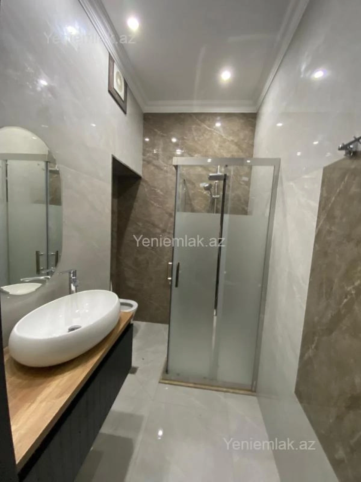 Satılır 3 otaqlı yeni tikili 70 m²