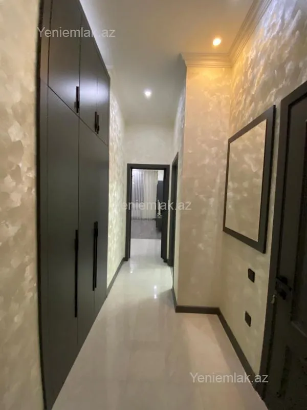 Satılır 3 otaqlı yeni tikili 70 m²
