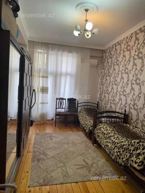 Satılır 2 otaqlı yeni tikili 64 m²