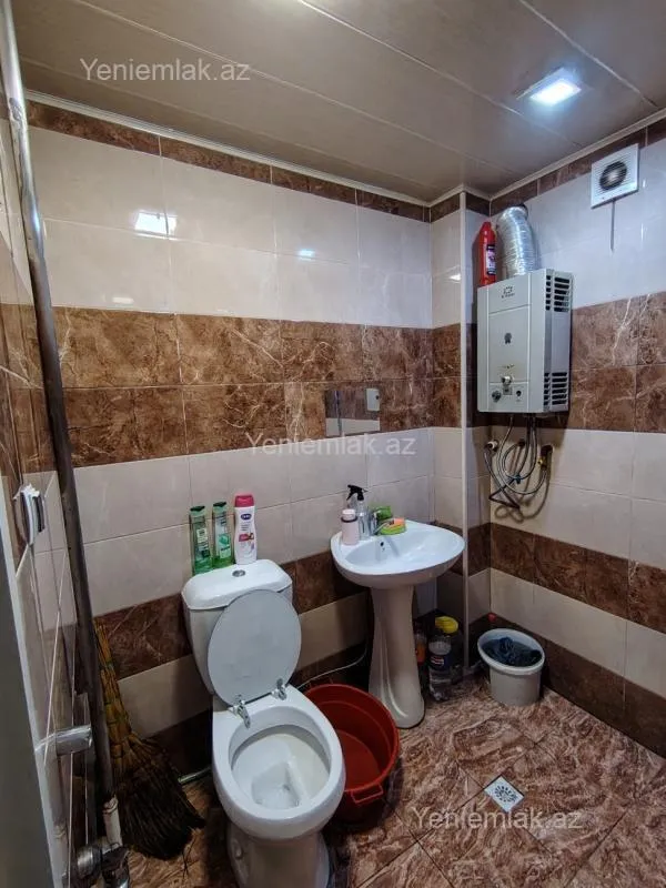 Satılır 2 otaqlı köhnə tikili 52 m²