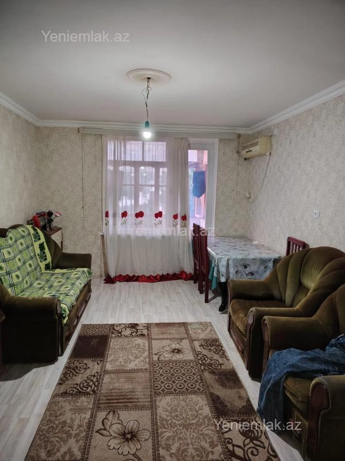 Satılır 2 otaqlı köhnə tikili 52 m²