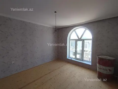 Satılır 4 otaqlı həyət evi 150 m²