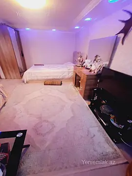 Satılır 1 otaqlı köhnə tikili 32 m²