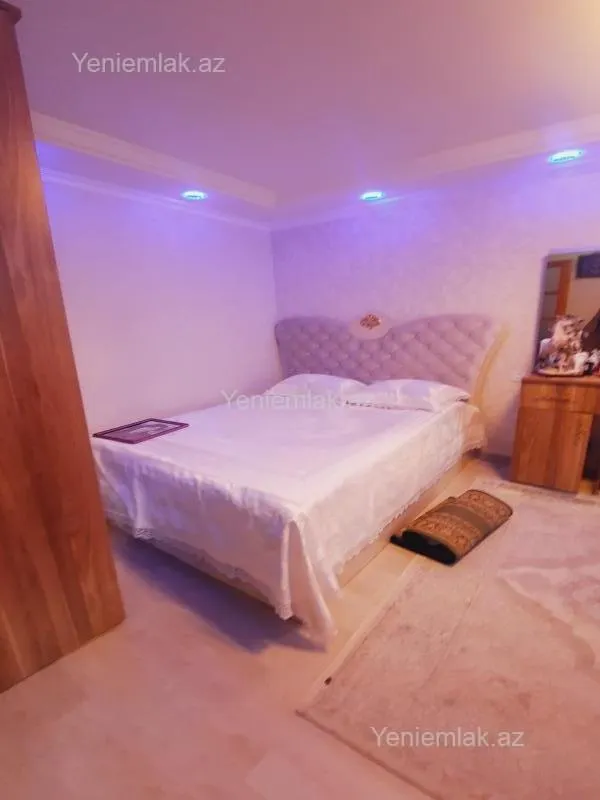 Satılır 1 otaqlı köhnə tikili 32 m²
