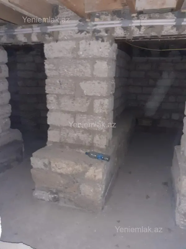 Satılır 4 otaqlı həyət evi 140 m²