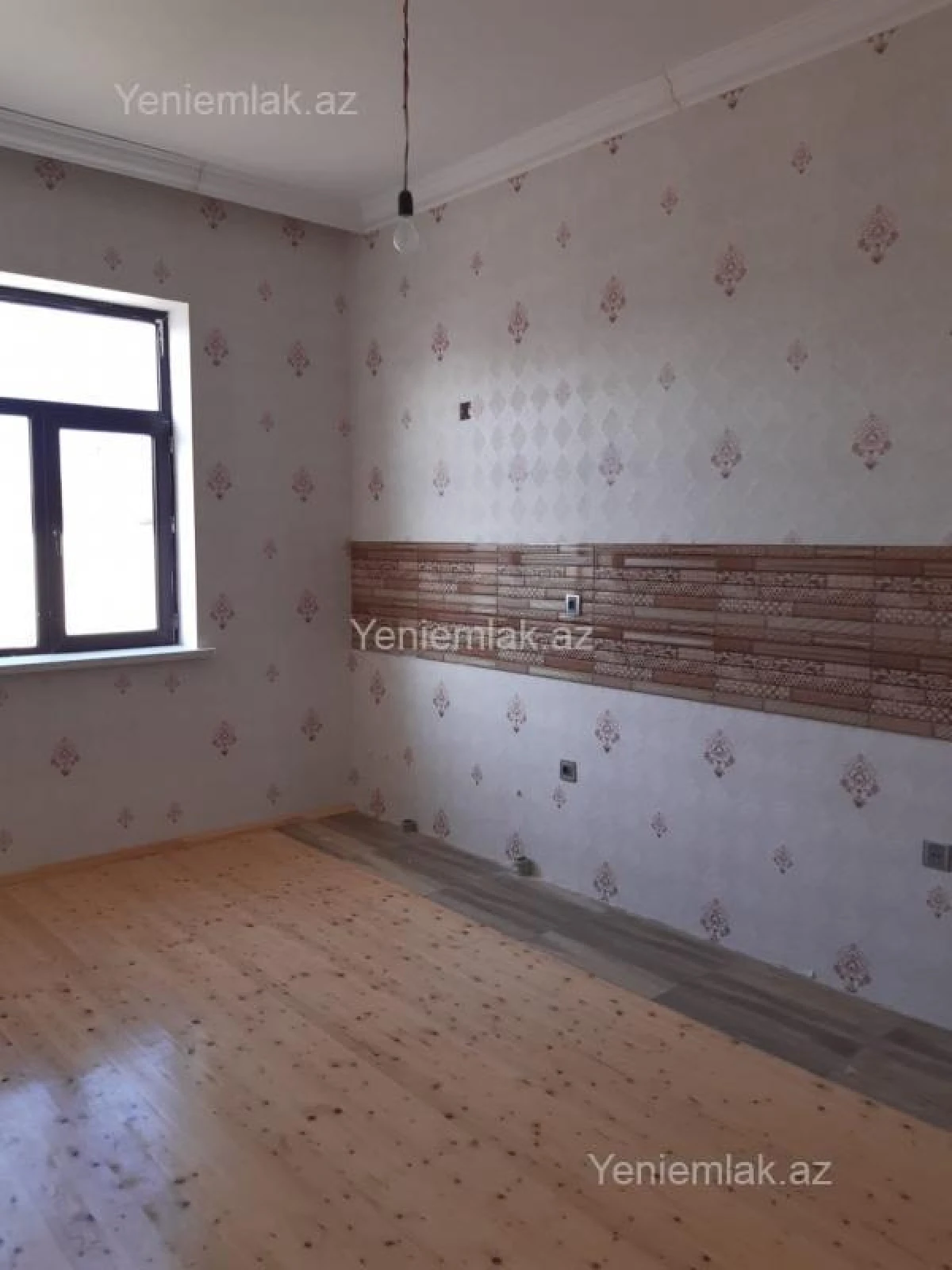 Satılır 4 otaqlı həyət evi 140 m²