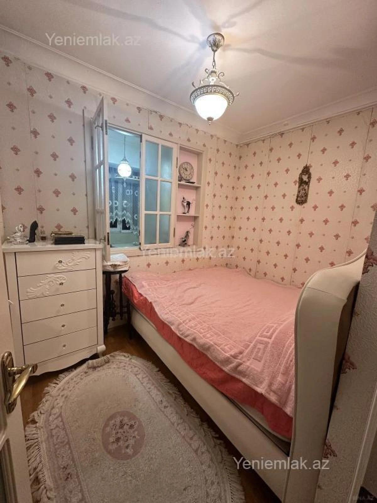 Satılır 3 otaqlı köhnə tikili 60 m²