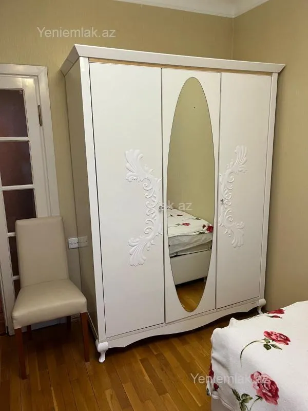 Satılır 3 otaqlı köhnə tikili 60 m²