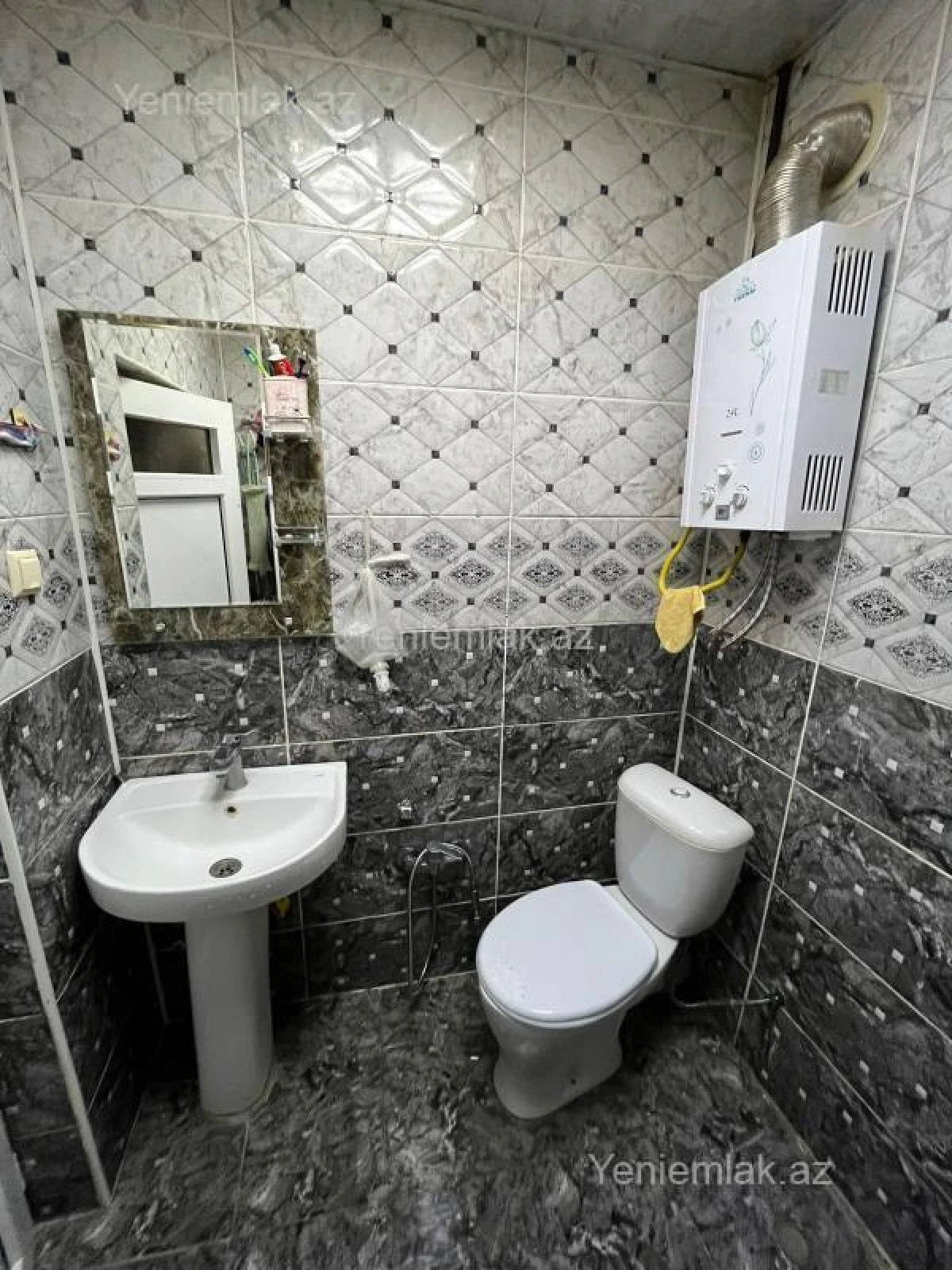 Satılır 3 otaqlı köhnə tikili 62 m²