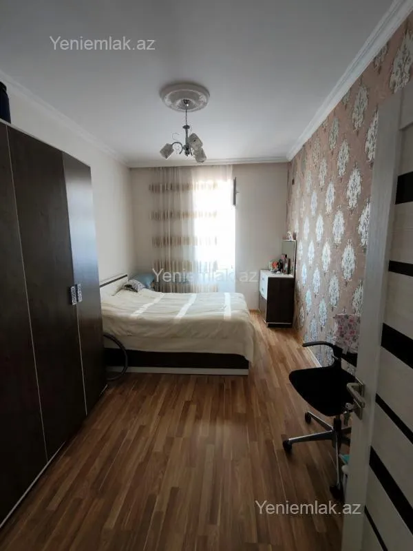 Satılır 3 otaqlı yeni tikili 110 m²