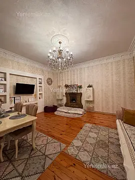 Satılır 3 otaqlı köhnə tikili 100 m²