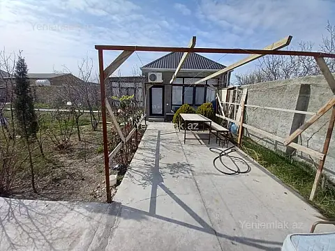 Satılır 2 otaqlı həyət evi 50 m²
