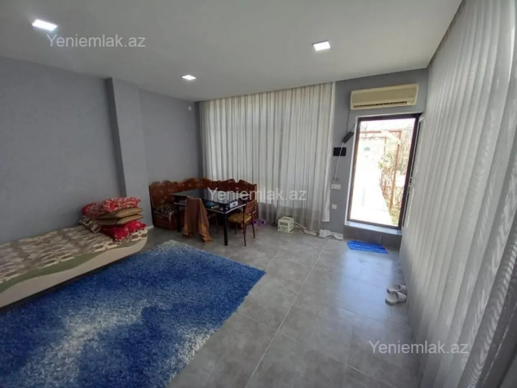 Satılır 2 otaqlı həyət evi 50 m²