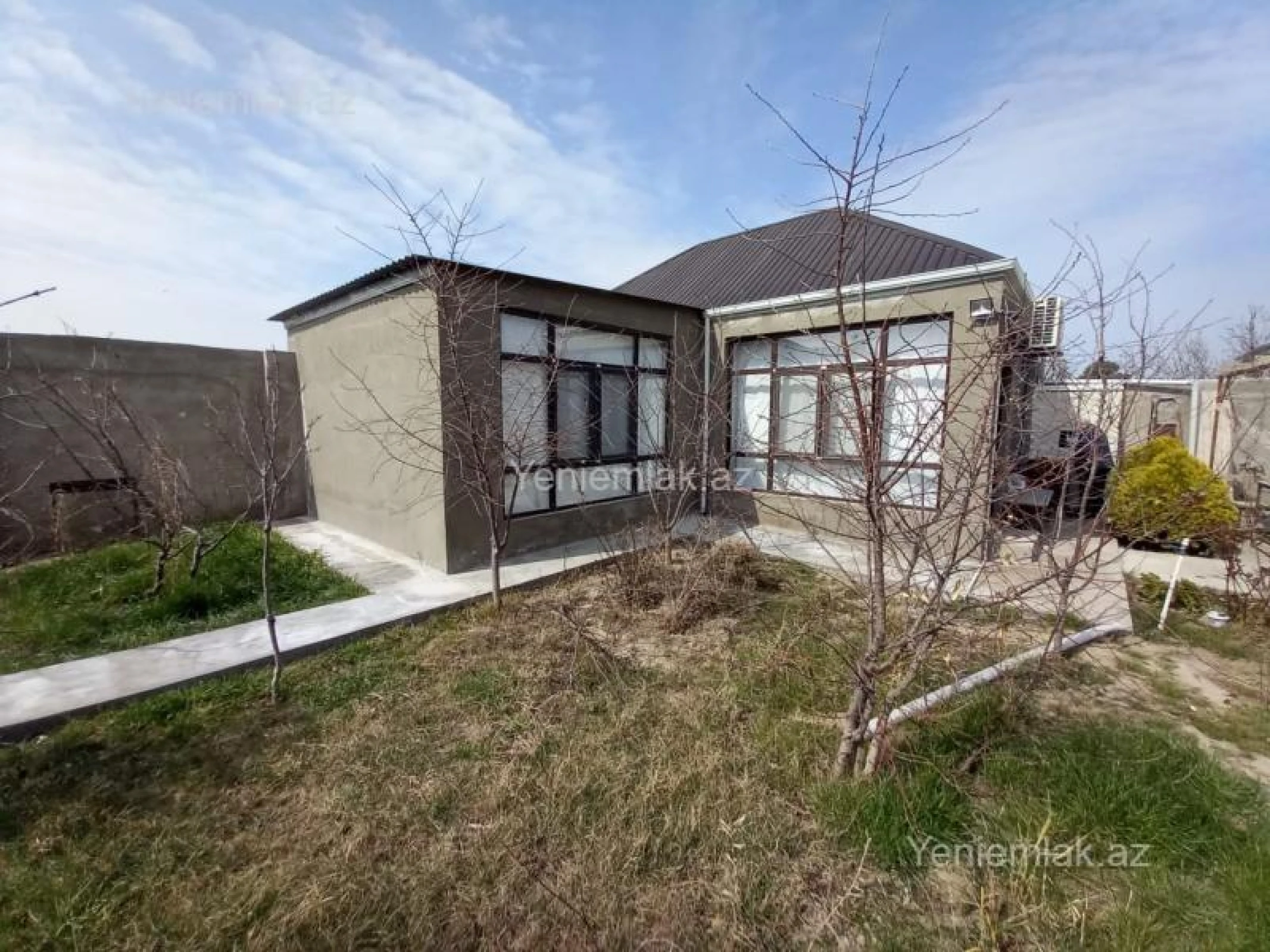 Satılır 2 otaqlı həyət evi 50 m²