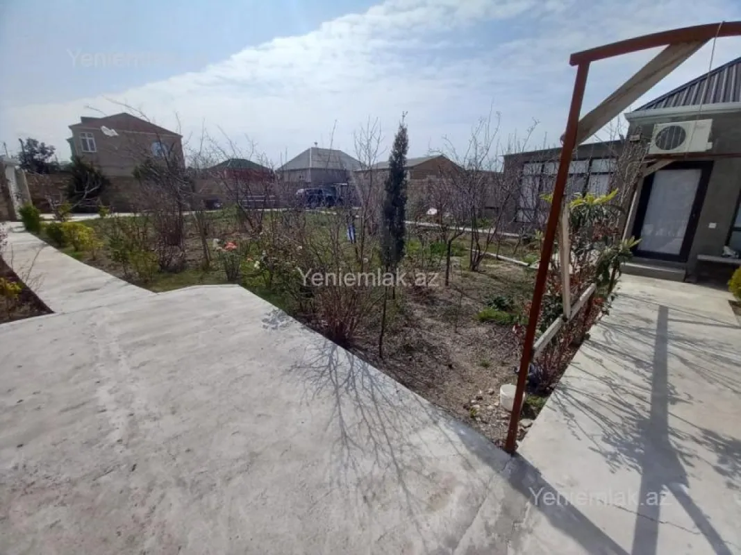 Satılır 2 otaqlı həyət evi 50 m²