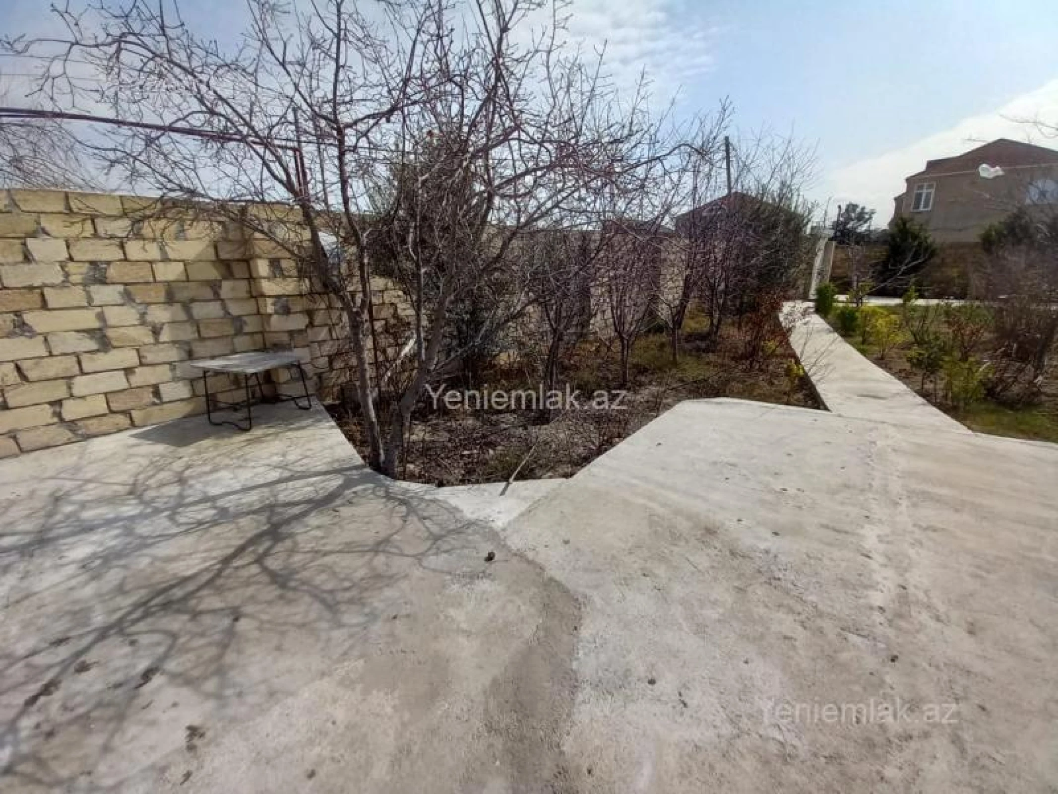 Satılır 2 otaqlı həyət evi 50 m²