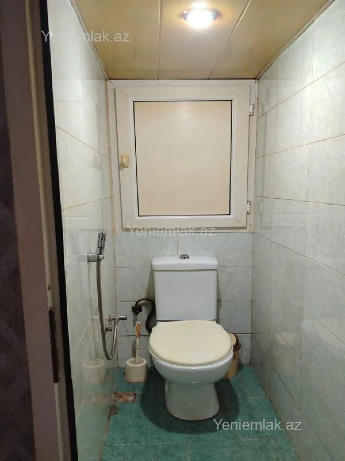 Satılır 3 otaqlı köhnə tikili 75 m²