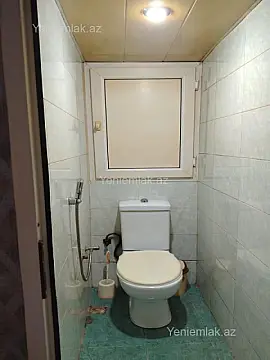Satılır 3 otaqlı köhnə tikili 75 m²