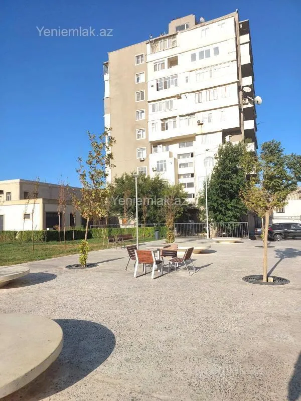 Satılır 2 otaqlı köhnə tikili 55 m²