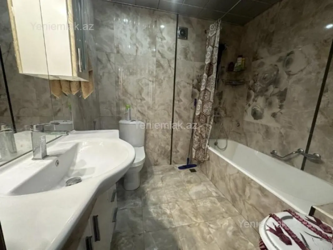 Satılır 4 otaqlı yeni tikili 115 m²