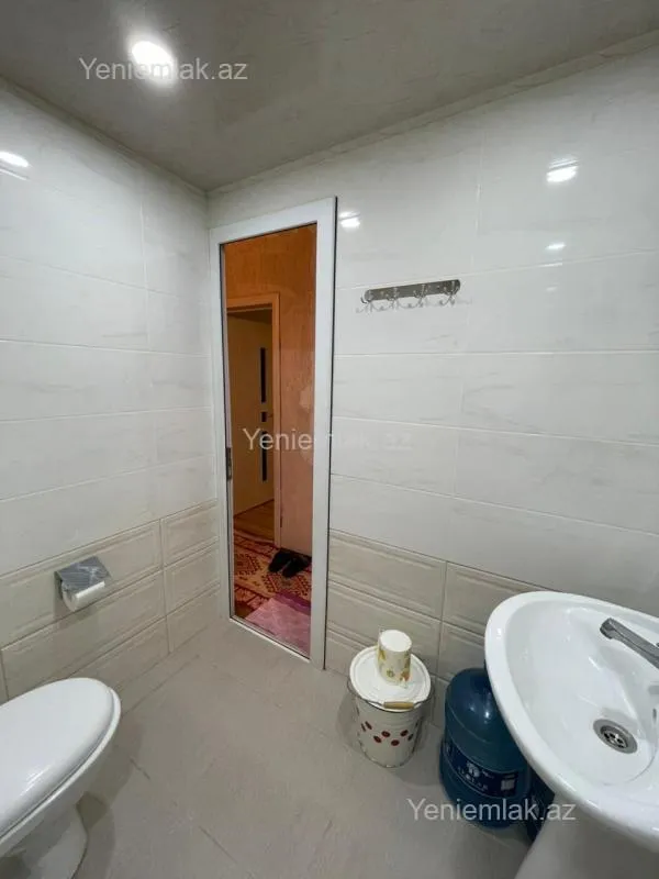 Satılır 1 otaqlı köhnə tikili 45 m²