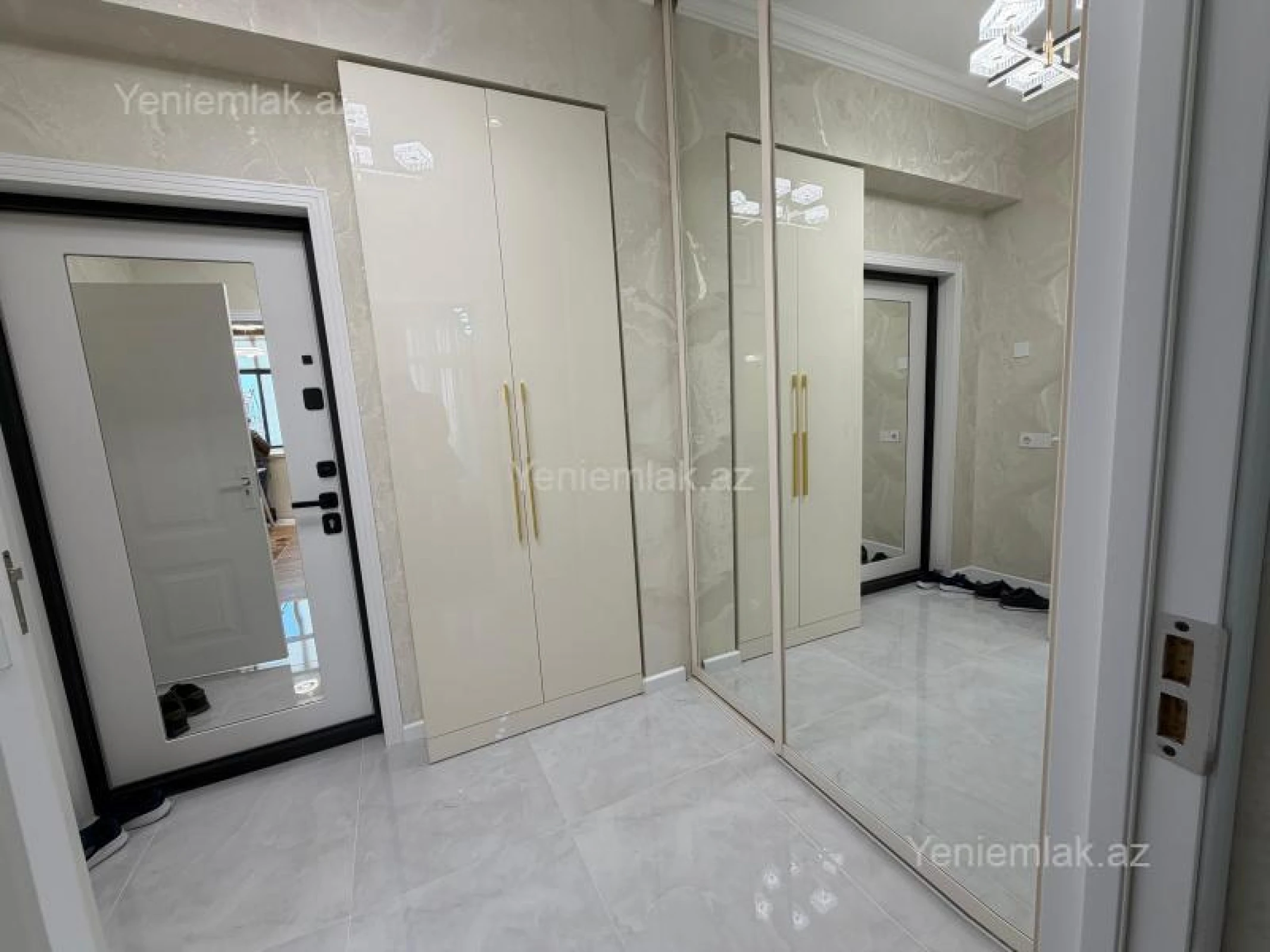 Satılır 2 otaqlı yeni tikili 37 m²