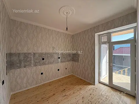 Satılır 3 otaqlı həyət evi 100 m²