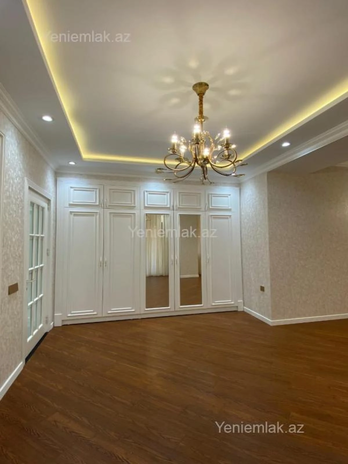 Satılır 3 otaqlı yeni tikili 110 m²