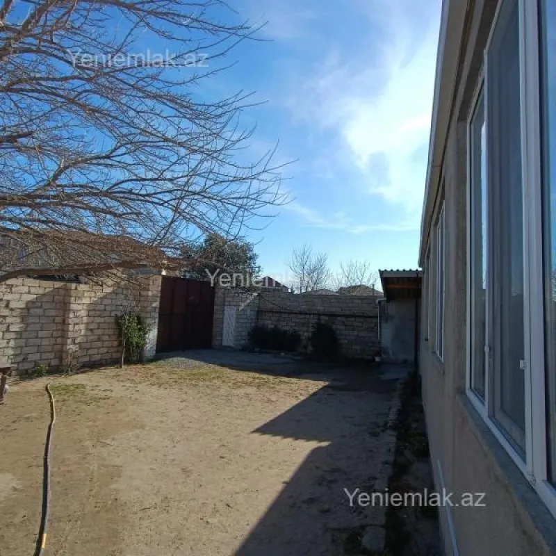Satılır 5 otaqlı həyət evi 160 m²