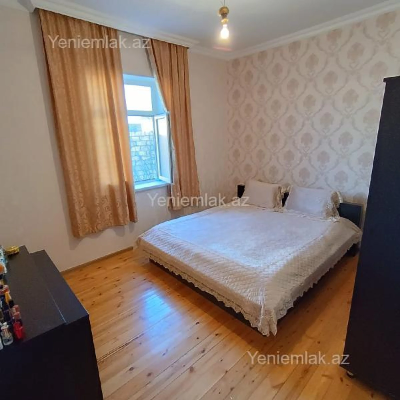 Satılır 5 otaqlı həyət evi 160 m²