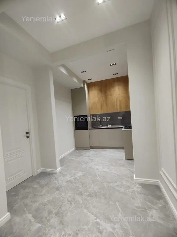 Satılır 2 otaqlı yeni tikili 80 m²