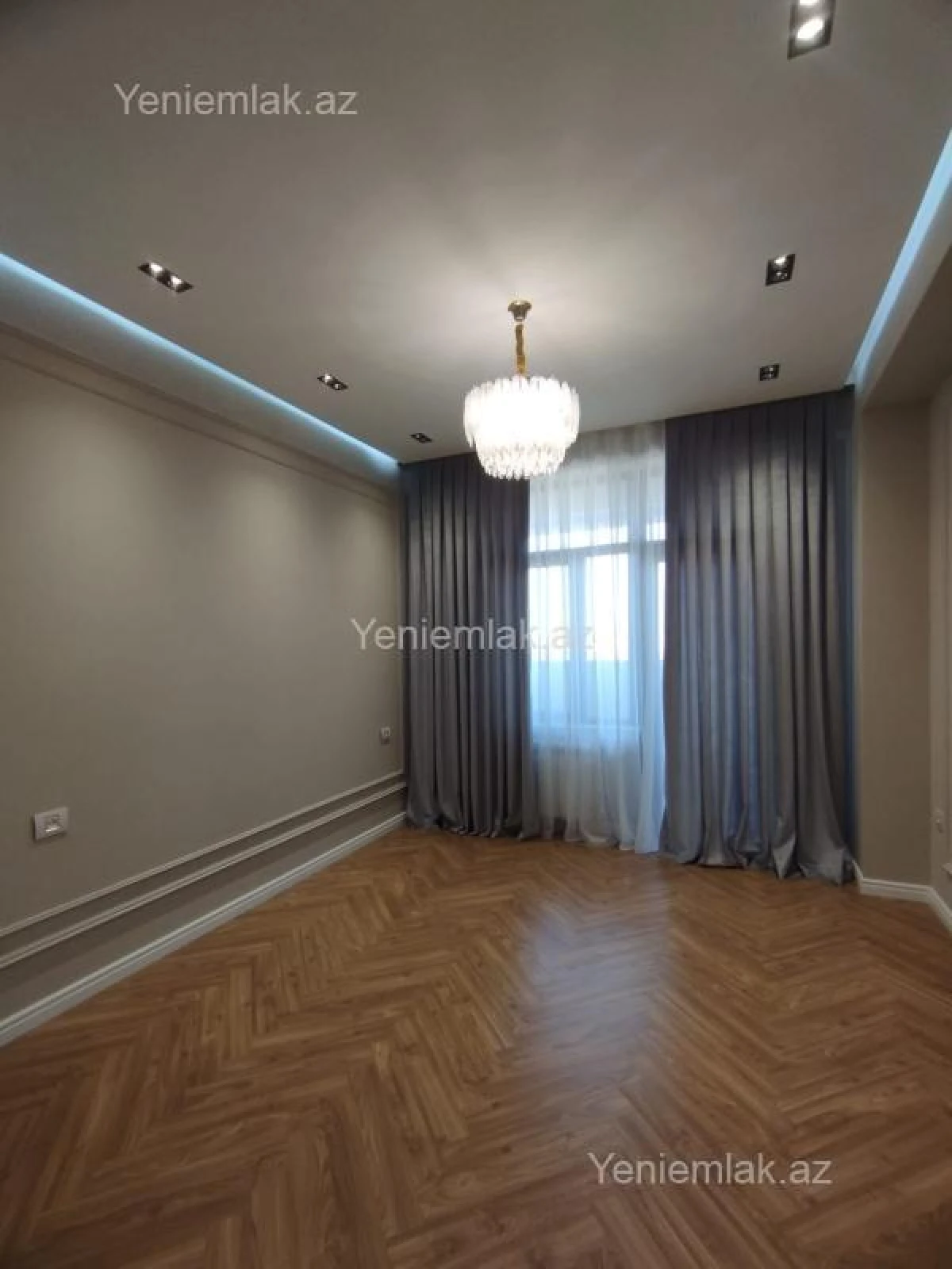 Satılır 2 otaqlı yeni tikili 80 m²